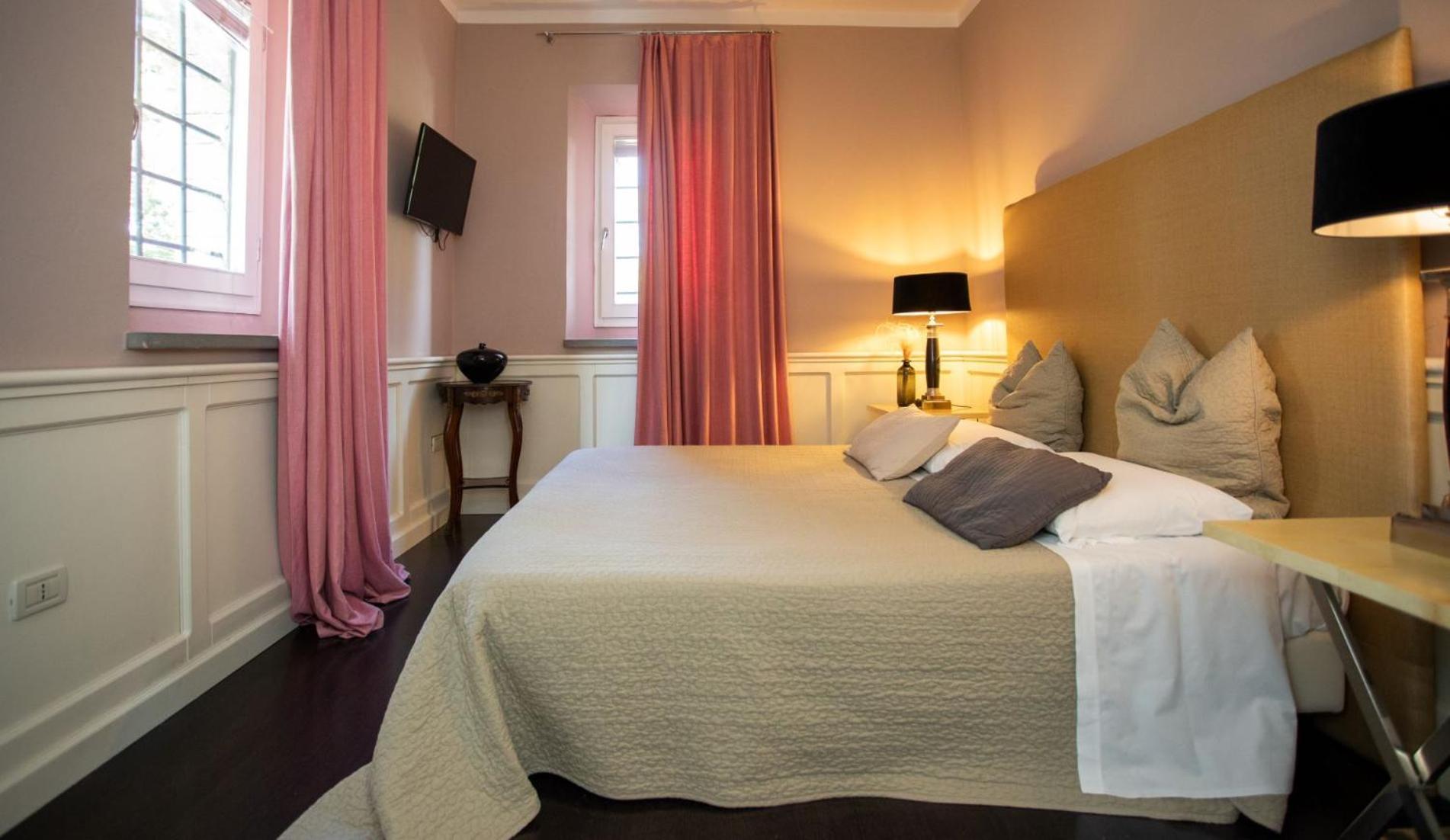 Junior Suite,1526954794:JPEG